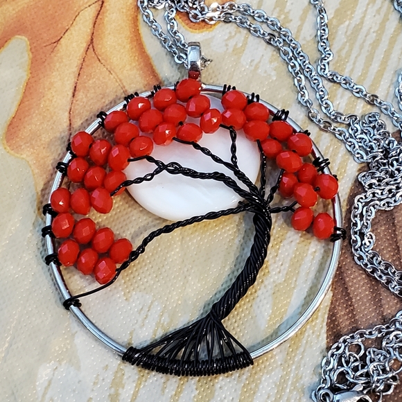 B7 NEW  Full Moon Stainless Steel Necklace - Picture 1 of 7